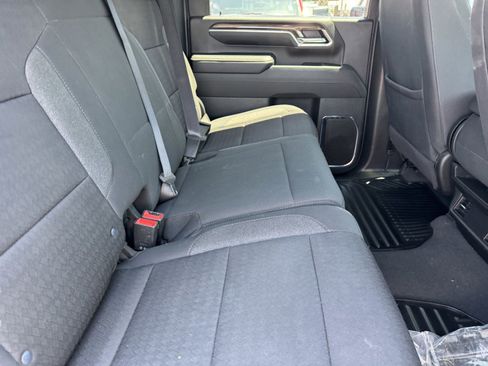 Used 2024 Chevrolet Silverado 2500 LT AWD/4WD image 10