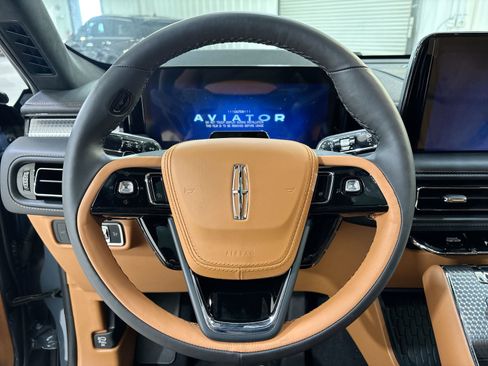 New 2025 Lincoln Aviator Black Label image 13