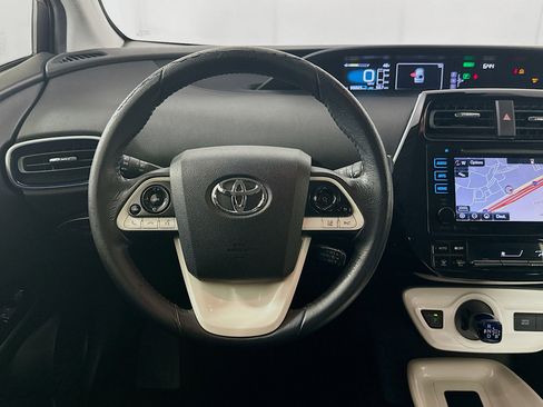 Used 2016 Toyota Prius Three Touring image 17