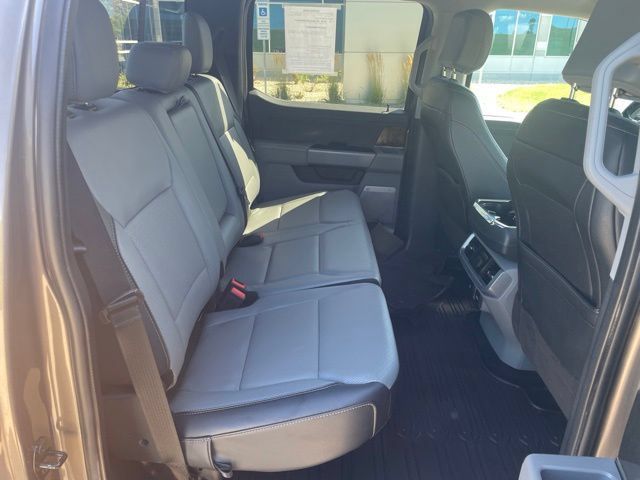 Used 2022 Ford F150 Lariat w/ Equipment Group 502A High AWD/4WD image 21