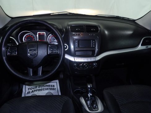 Used 2016 Dodge Journey SXT FWD image 10