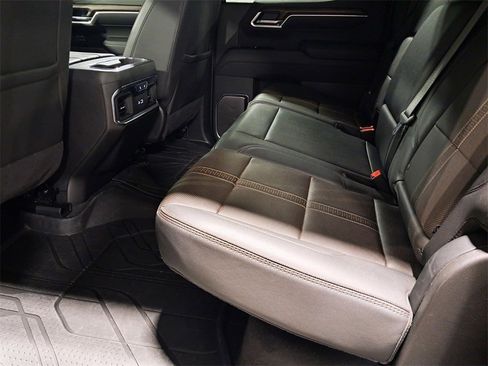 Certified 2025 Chevrolet Silverado 1500 High Country w/ High Country Premium Package image 12