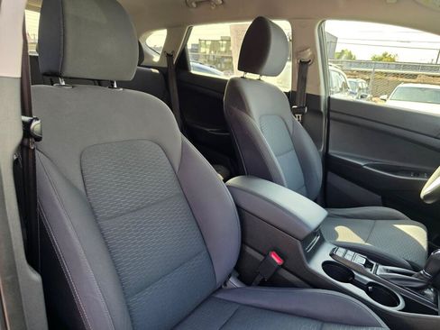 Used 2019 Hyundai Tucson Value AWD/4WD image 11