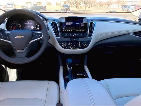 Used 2023 Chevrolet Malibu LT image 16