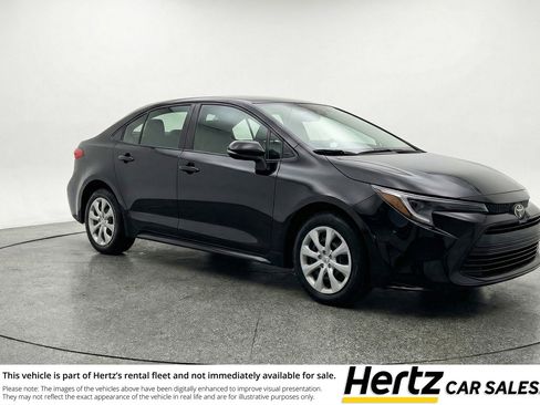 Used 2025 Toyota Corolla LE FWD image 1