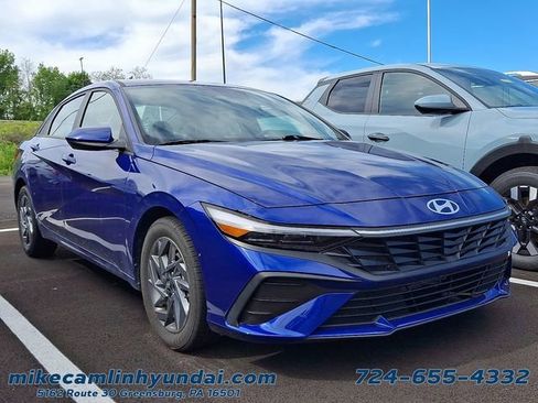 Used 2024 Hyundai Elantra SEL FWD image 1