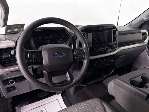 Used 2023 Ford F150 XLT w/ XTR Package image 9