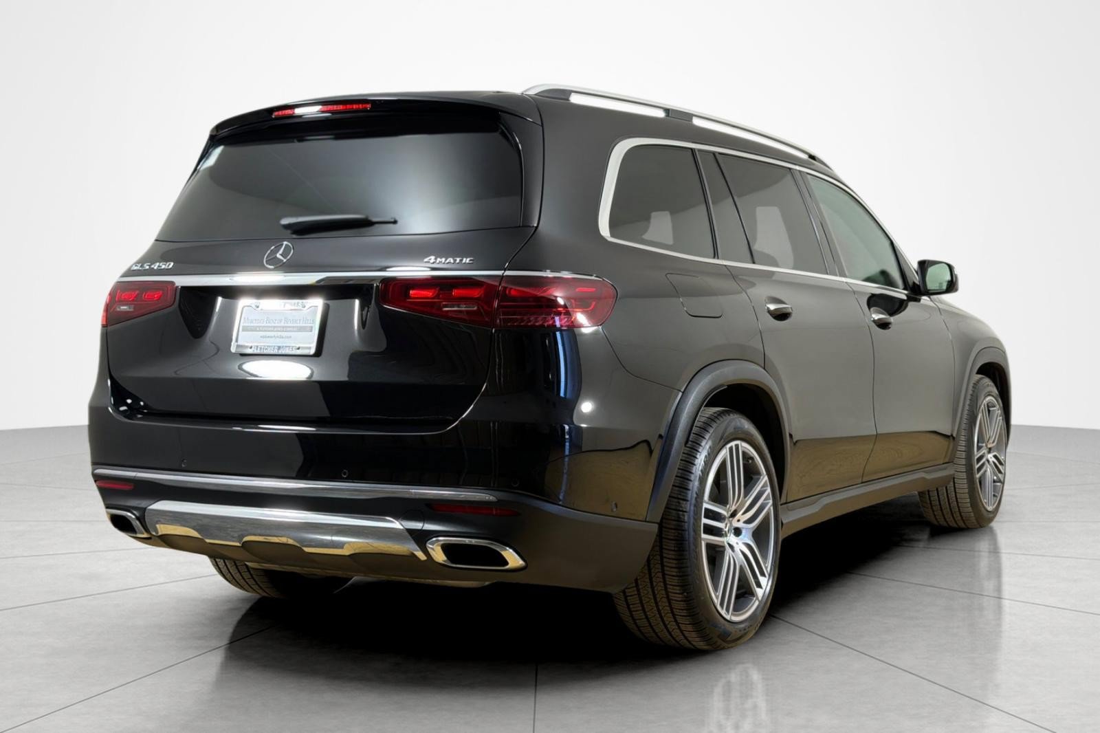 Used 2026 Mercedes-Benz GLS 450 4MATIC image 5