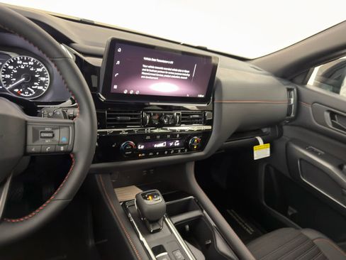 New 2026 Nissan Pathfinder Rock Creek w/ Rock Creek Premium Package image 19