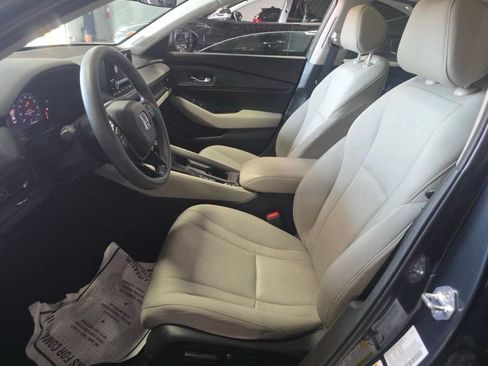 Used 2023 Honda Accord EX image 6