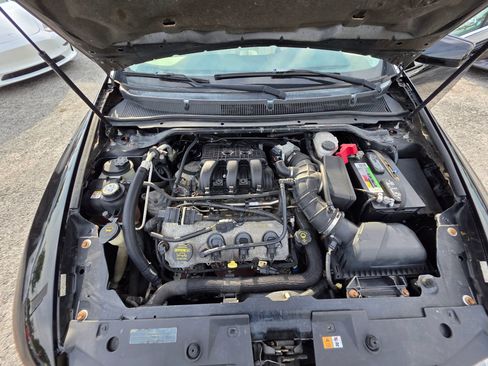 Used 2009 Lincoln MKS FWD image 23