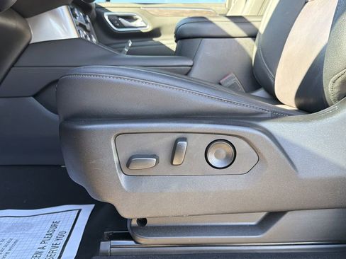 Used 2024 Chevrolet Tahoe Z71 w/ Luxury Package image 26