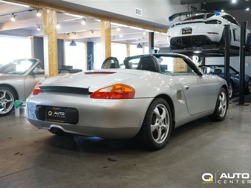 Used 2001 Porsche Boxster RWD image 4
