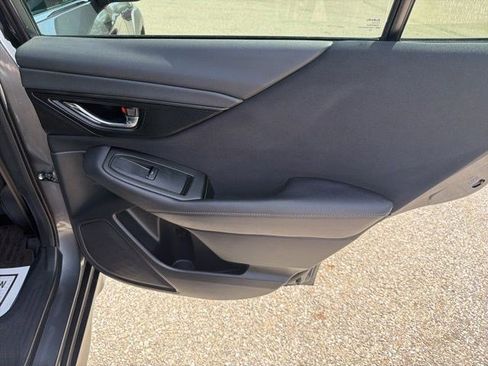 Used 2024 Subaru Outback Premium AWD/4WD image 18