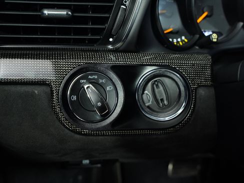 Used 2019 Porsche 911 GT2 RS image 57