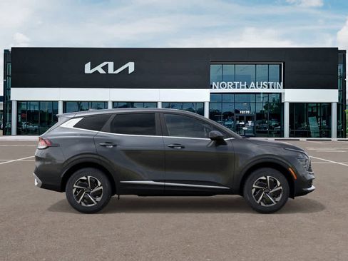 New 2025 Kia Sportage LX image 7