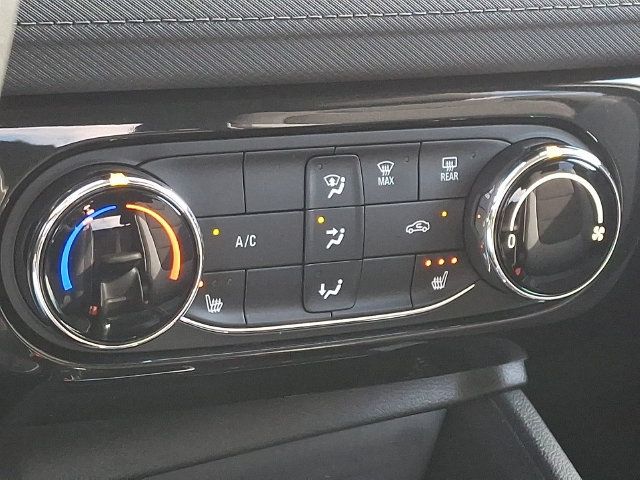 Used 2024 Chevrolet TrailBlazer LT w/ LT Cold Weather Package AWD/4WD image 17