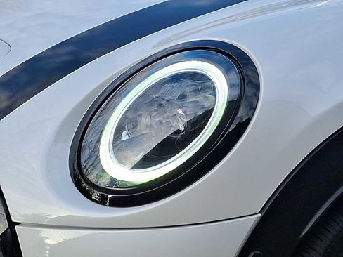 Certified 2023 MINI Cooper S image 9