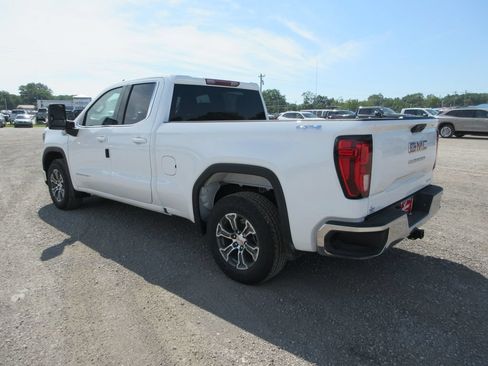 New 2026 GMC Sierra 1500 SLE w/ Max Trailering Package AWD/4WD image 8