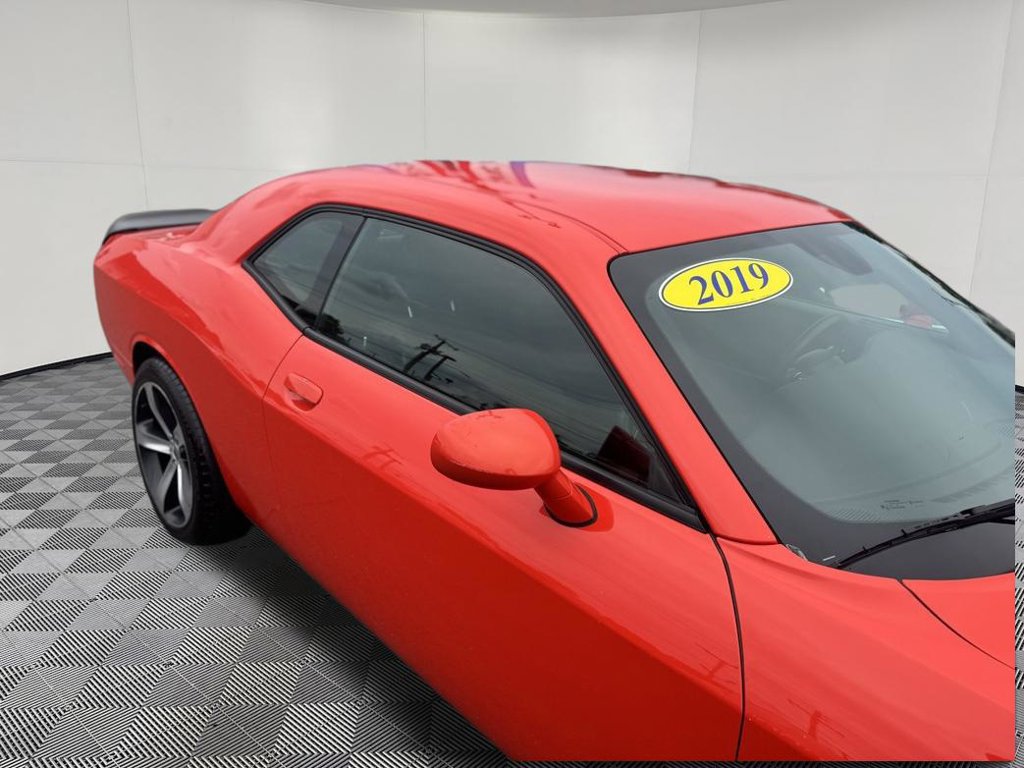 Used 2019 Dodge Challenger R/T RWD image 14