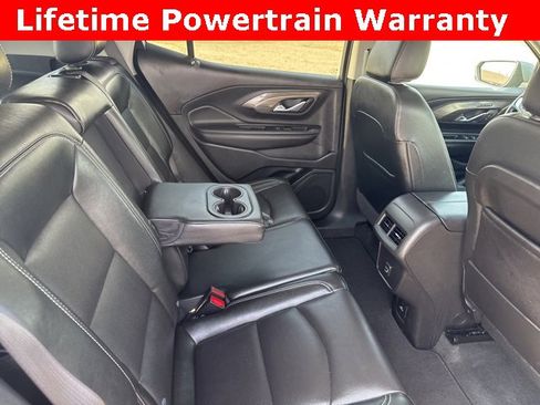 Used 2023 GMC Terrain SLT image 24
