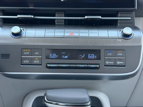 Used 2025 Hyundai Kona SEL image 15