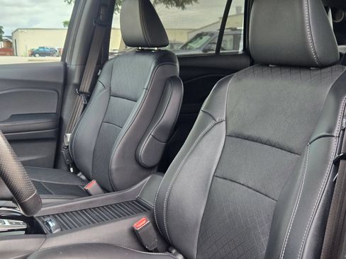 Used 2019 Honda Passport Elite image 13