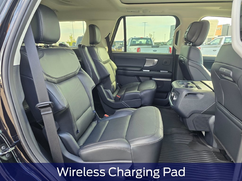 New 2027 Ford Expedition Platinum w/ Driver's Package AWD/4WD image 15