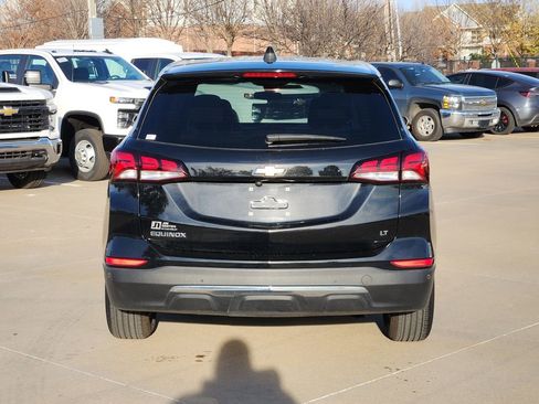 Used 2024 Chevrolet Equinox LT image 7