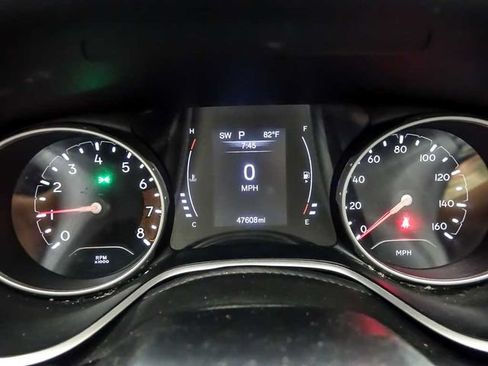 Used 2021 Jeep Compass Latitude w/ Sun and Sound Group AWD/4WD image 16