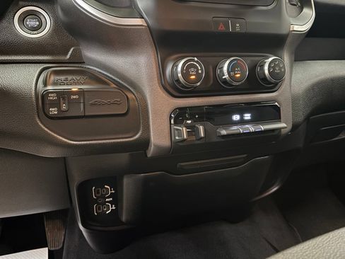 Used 2020 RAM 3500 Big Horn AWD/4WD image 20
