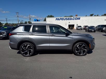 Used 2023 Mitsubishi Outlander SE