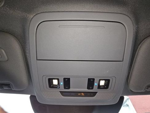 Used 2024 Ford Explorer Limited AWD/4WD image 21