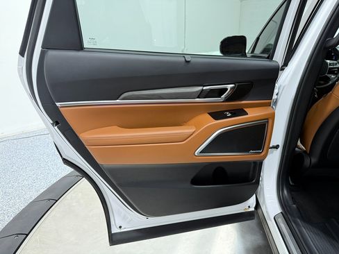 Used 2025 Kia Telluride SX X-Line image 45