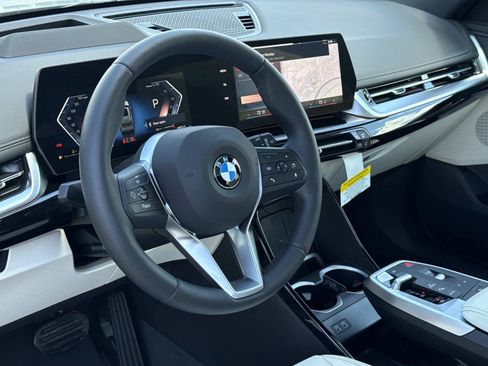 New 2026 BMW X1 xDrive28i w/ Technology Package AWD/4WD image 2
