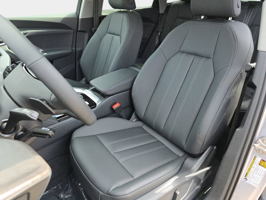 New 2026 Audi Q5 Premium Plus w/ Premium Plus AWD/4WD image 15