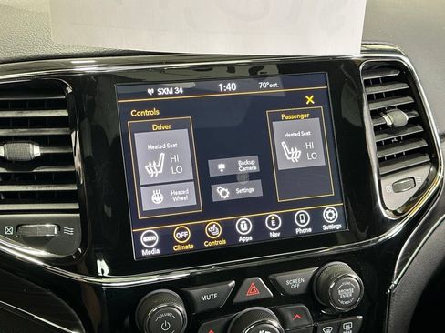 Used 2020 Jeep Grand Cherokee Limited AWD/4WD image 4