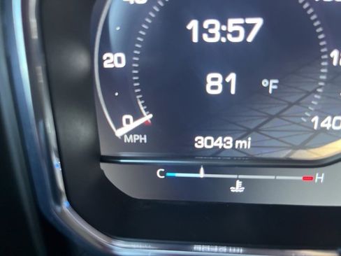 Used 2025 GMC Sierra 1500 AT4 w/ AT4 Premium Package image 22