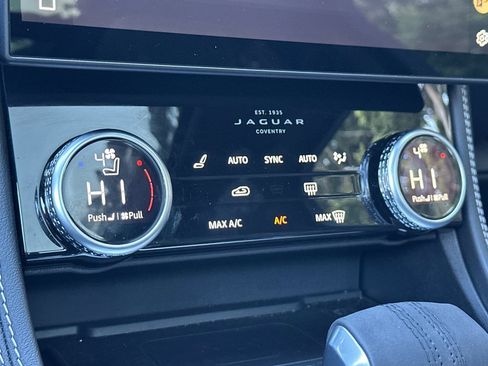 Used 2026 Jaguar F-PACE R-Dynamic S image 23