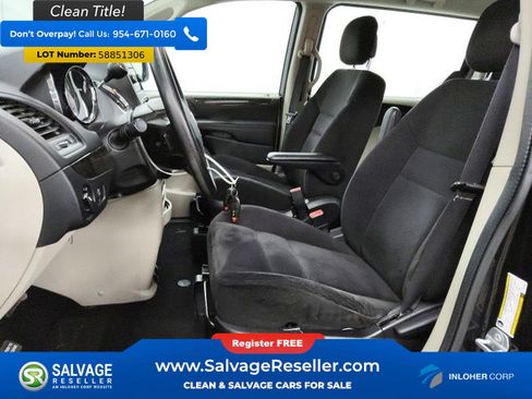 Used 2014 Dodge Grand Caravan American Value Package FWD image 9