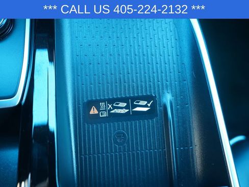 Used 2025 Buick Enclave Preferred image 44