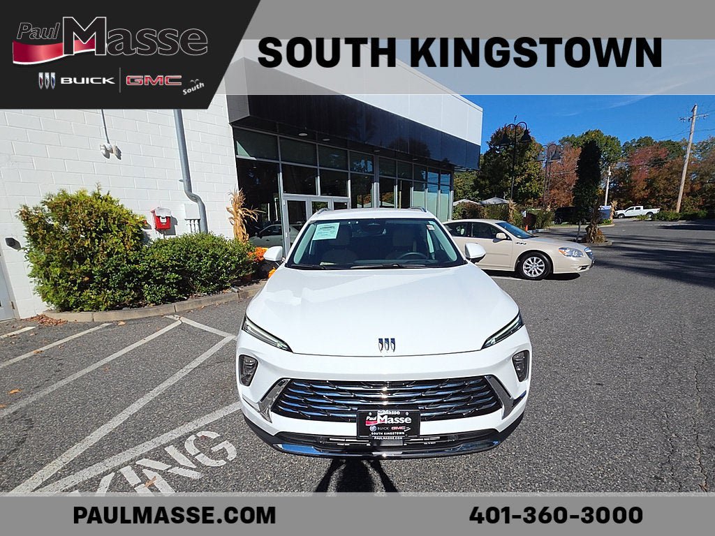 Used 2025 Buick Envision Preferred AWD/4WD image 3
