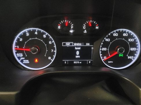 Used 2019 GMC Acadia SLE FWD image 23