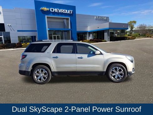 Used 2016 GMC Acadia SLT w/ Open Road Package image 10
