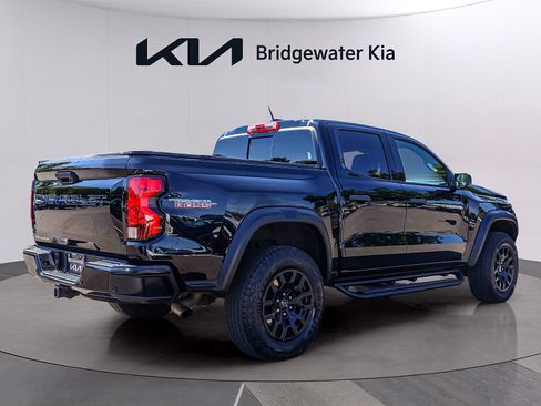 Used 2025 Chevrolet Colorado Trail Boss AWD/4WD image 6