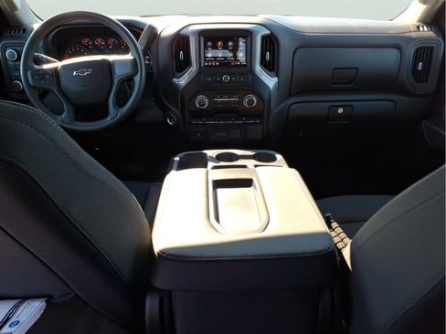 New 2026 Chevrolet Silverado 1500 Custom Trail Boss w/ LPO, Dark Essentials Package image 10