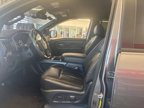 Used 2021 Nissan Titan PRO-4X w/ Pro-4x Convenience Package AWD/4WD image 37