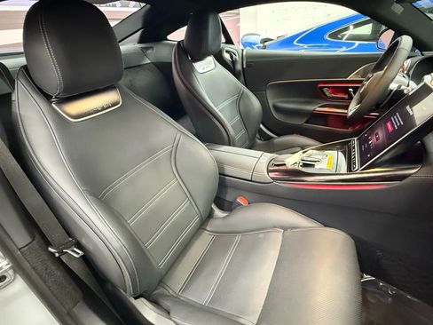 Used 2025 Mercedes-Benz AMG GT 63 image 24