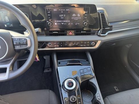 Certified 2023 Kia Sportage LX image 17