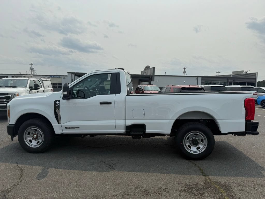 New 2025 Ford F350 XL w/ XL Driver Assist Package RWD image 7